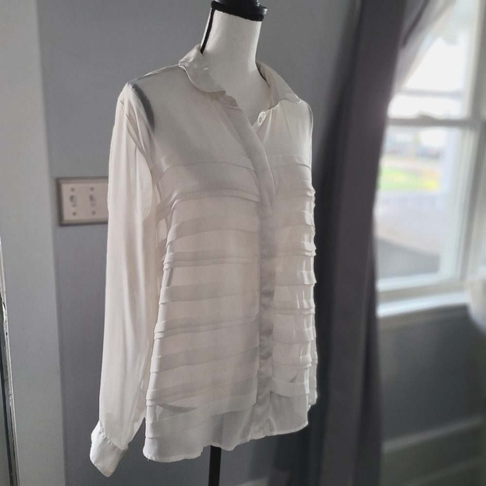 ELLE Women's Large Sheer Long Sleeved Blouse
